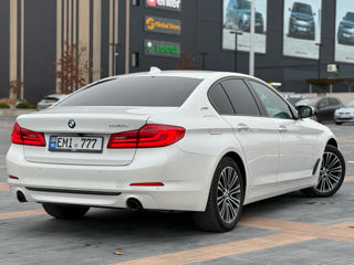 BMW 5 Series foto 5