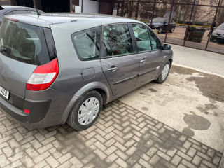 Renault Grand Scenic foto 4