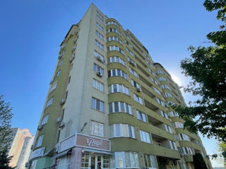 3-х комнатная квартира, 94 м², Центр, Кишинёв