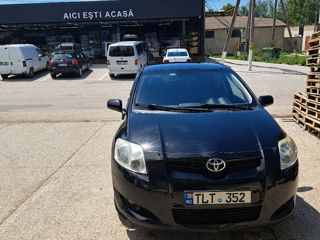 Toyota Auris foto 2