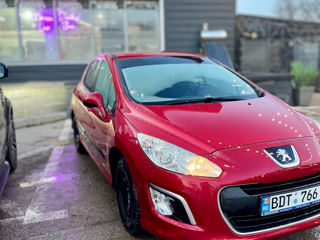 Peugeot 308 foto 2