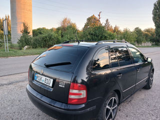 Skoda Fabia foto 1