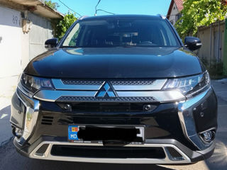 Mitsubishi Outlander, 2021 г.