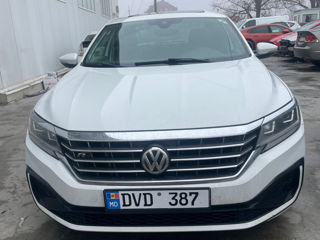 Volkswagen Passat foto 3