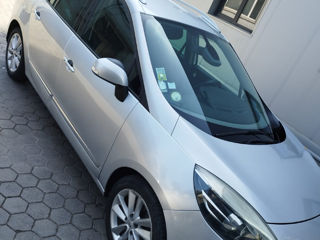 Renault Grand Scenic foto 3