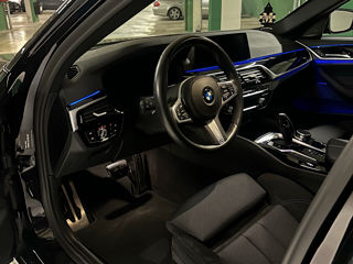 BMW 5 Series foto 7