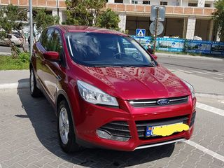 Ford Kuga foto 2