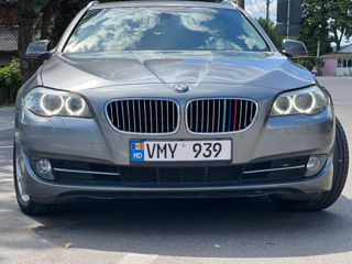 BMW 5 Series foto 2