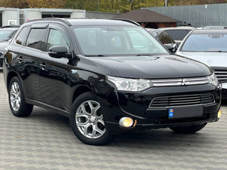 Mitsubishi Outlander foto 4