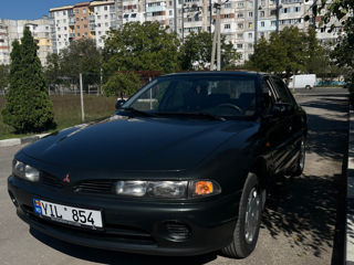 Mitsubishi Galant