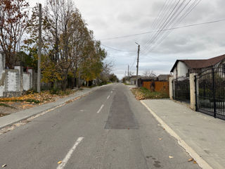 se vinde casa in com.Ciorescu mun.Chisinau foto 2