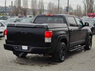 Toyota Tundra foto 3