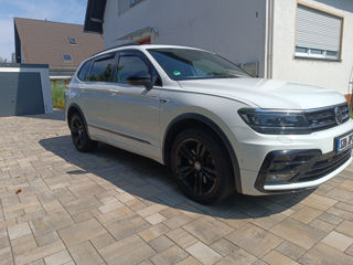 Volkswagen Tiguan foto 2