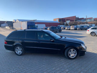 Mercedes E-Class foto 4