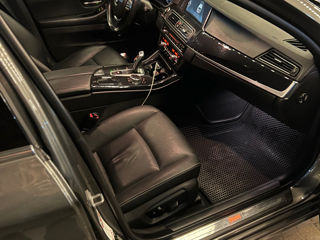 BMW 5 Series foto 15