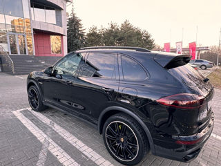 Porsche Cayenne foto 4