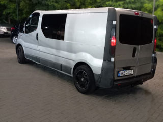 Renault Trafic foto 2