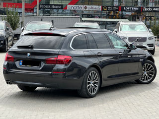 BMW 5 Series foto 5