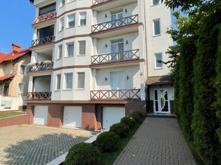 Apartament cu 3 camere, 230 m², Botanica, Chișinău foto 20