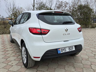 Renault Clio foto 4