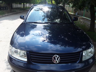 Volkswagen Passat foto 4