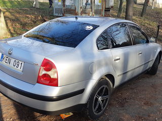 Volkswagen Passat foto 2