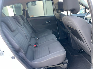 Renault Scenic foto 8