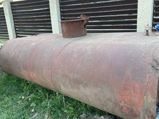 Vând cisternă - 4,5 tone