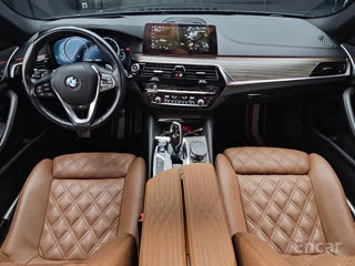 BMW 5 Series foto 5