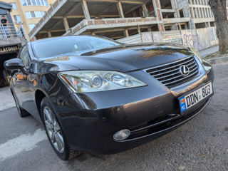 Lexus ES Series