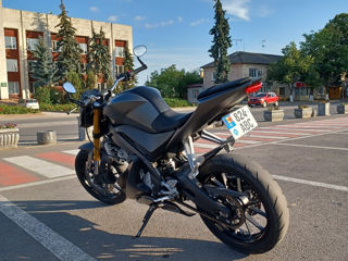 Yamaha MT-125 foto 3