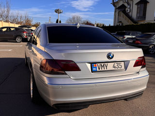 BMW 7 Series foto 4