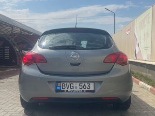 Opel Astra foto 4