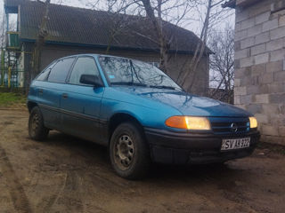 Opel Astra foto 2