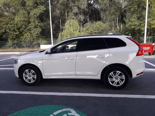 Volvo XC60 foto 3