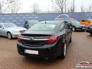 Opel Insignia foto 3