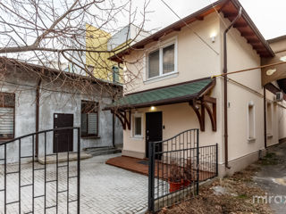 Se vinde apartament la sol pe str. 31 August 1989, Centru, Chișinău foto 20