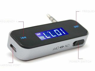 FM transmitter  Это не bluetooth! Никакой возни втыкаем вместо наушников и сразу идет FM трансляция foto 5