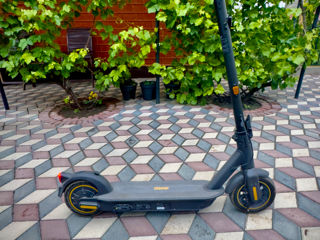 Vând Trotinetă electrică Segway Ninebot KickScooter Max G30E II Black foto 6