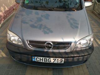 Opel Zafira foto 3