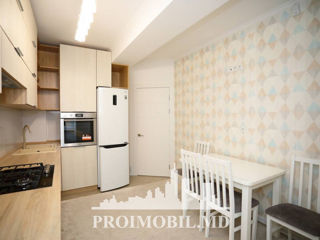 Apartament cu 3 camere, 71 m², Centru, Chișinău foto 3