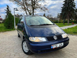 Volkswagen Sharan foto 8