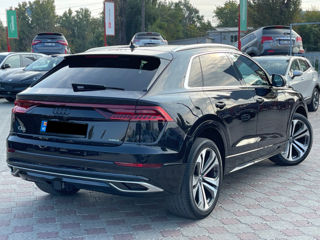 Audi Q8 foto 4