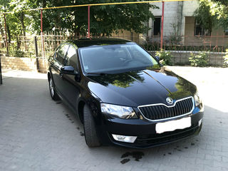 Skoda Octavia foto 1