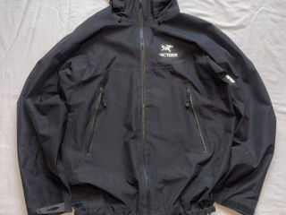 ArcTeryx Beta LT foto 1