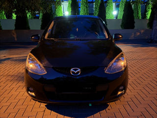 Mazda 2 foto 2