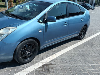 Toyota Prius foto 2