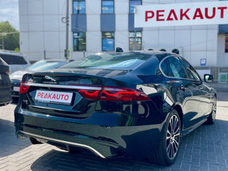 Jaguar XF foto 5