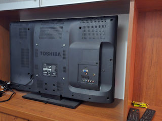 Телевизор Toshiba 32" foto 2