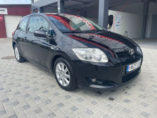 Toyota Auris foto 2